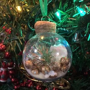 Festive Shatterproof Ornament with Green and Gold Accents